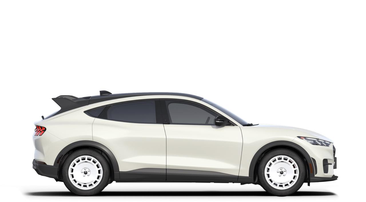 2025 Ford Mustang Mach-E GT AWD Photo4