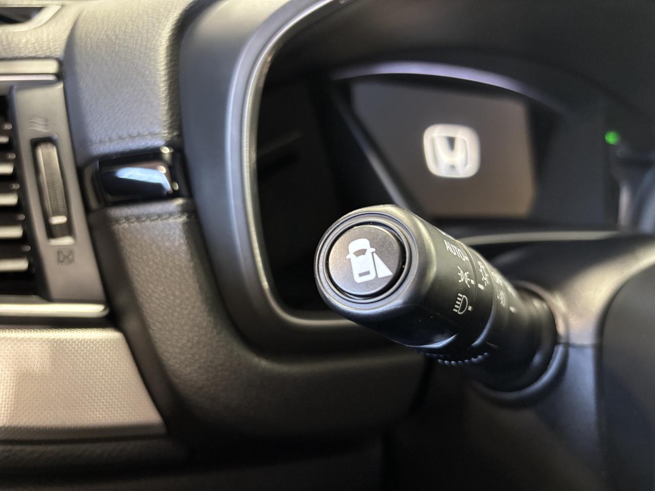 2021 Honda CR-V Sport|AWD|SUNROOF|LEATHER|BLINDSPOTCAM|SPORTMODE|+ Photo