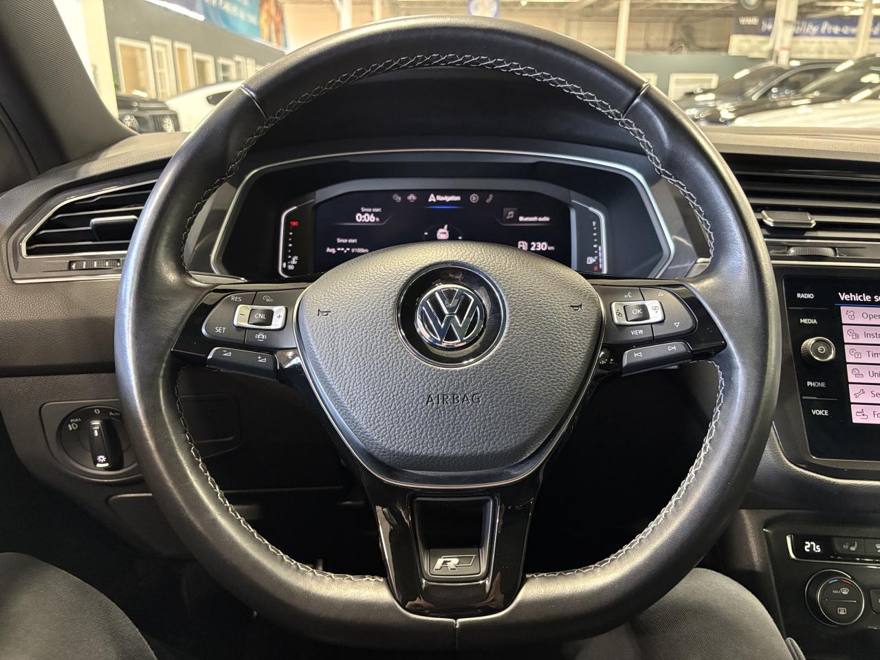 2020 Volkswagen Tiguan R-LINE|4MOTION|NAV|FENDERAUDIO|PANOROOF|LEATHER|++ - Photo #35