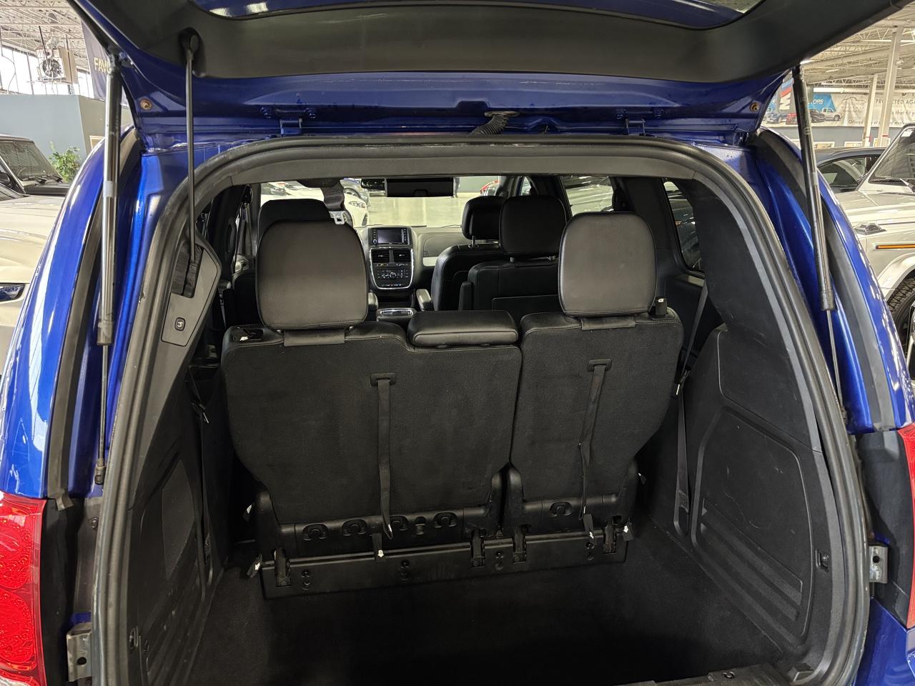 2019 Dodge Grand Caravan GT|V6POWERED|7PASS|POWERSLIDINGDOORS|NAV|LEATHER|+ - Photo #6