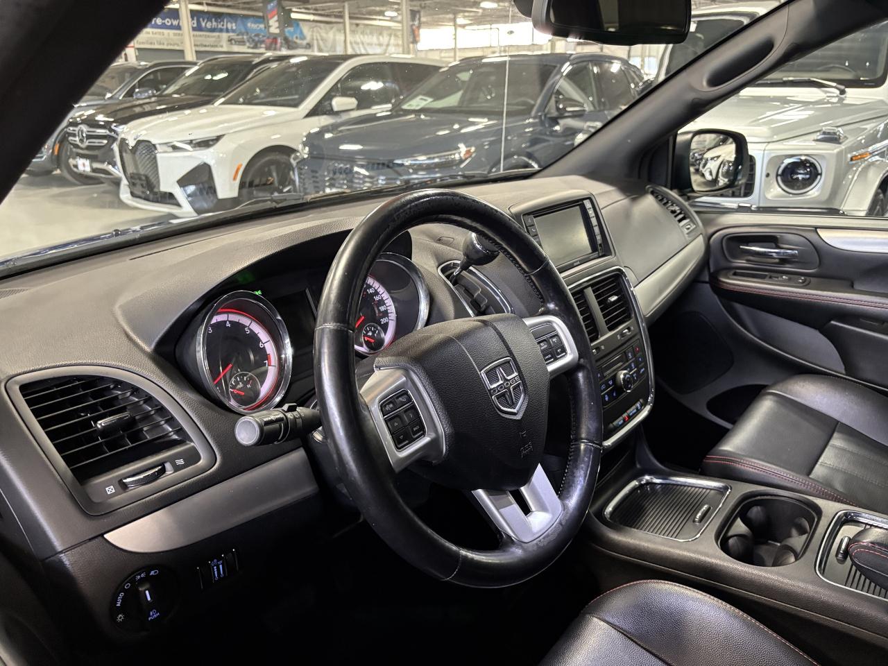 2019 Dodge Grand Caravan GT|V6POWERED|7PASS|POWERSLIDINGDOORS|NAV|LEATHER|+ - Photo #12