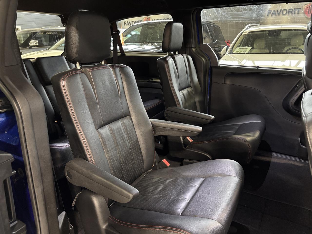 2019 Dodge Grand Caravan GT|V6POWERED|7PASS|POWERSLIDINGDOORS|NAV|LEATHER|+ Photo