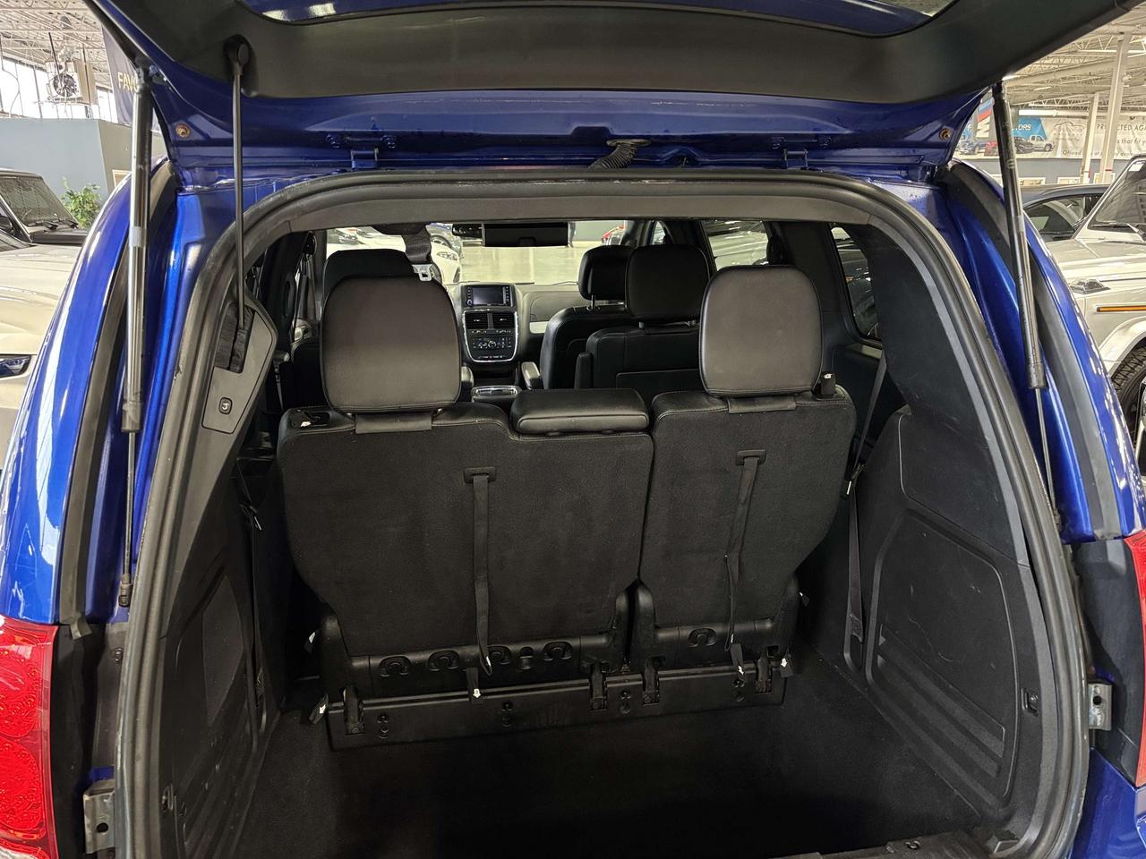2019 Dodge Grand Caravan GT|V6POWERED|7PASS|POWERSLIDINGDOORS|NAV|LEATHER|+ Photo
