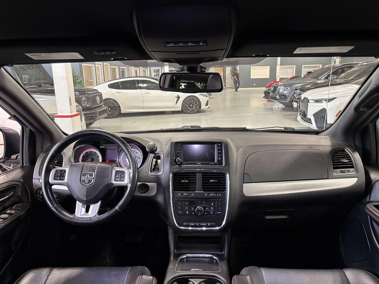 2019 Dodge Grand Caravan GT|V6POWERED|7PASS|POWERSLIDINGDOORS|NAV|LEATHER|+ Photo