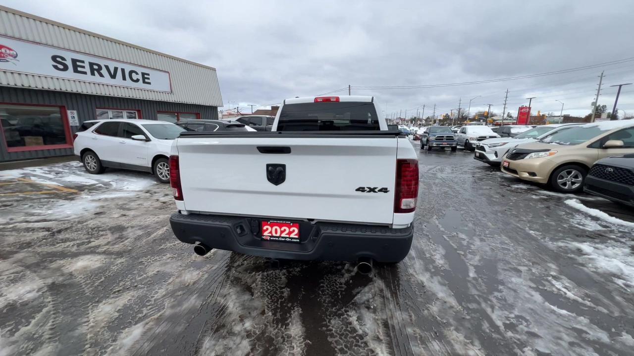 2022 RAM 1500 Classic WARLOCK 4X4 |5.7L HEMI |CARPLAY | ALLOYS |TOW PKG Photo