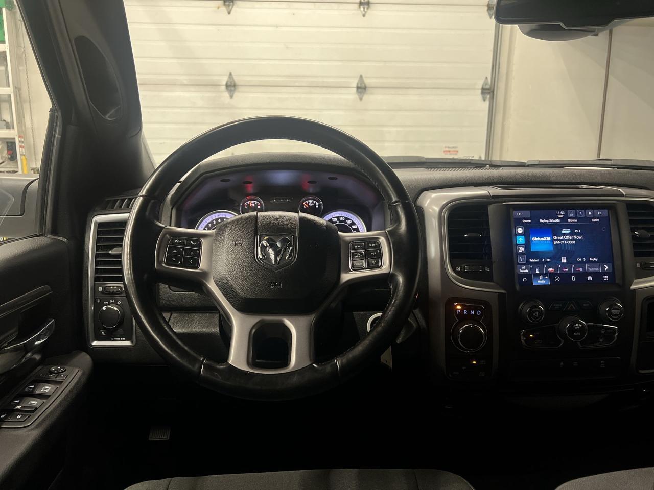 2022 RAM 1500 Classic WARLOCK 4X4 |5.7L HEMI |CARPLAY | ALLOYS |TOW PKG Photo