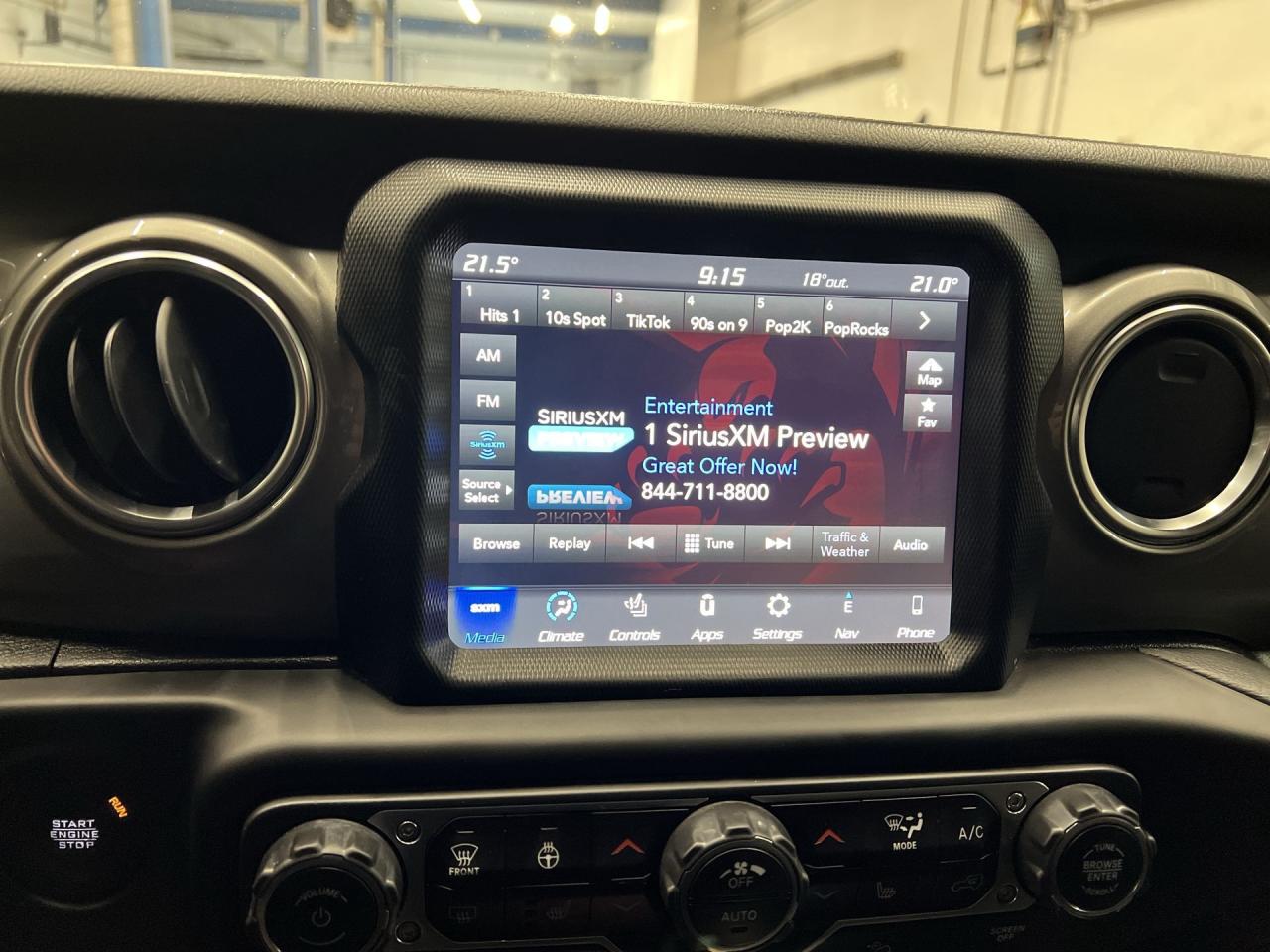 2020 Jeep Wrangler Unlimited SAHARA 4X4 |NORTH EDITION | HTD SEATS | NAV Photo