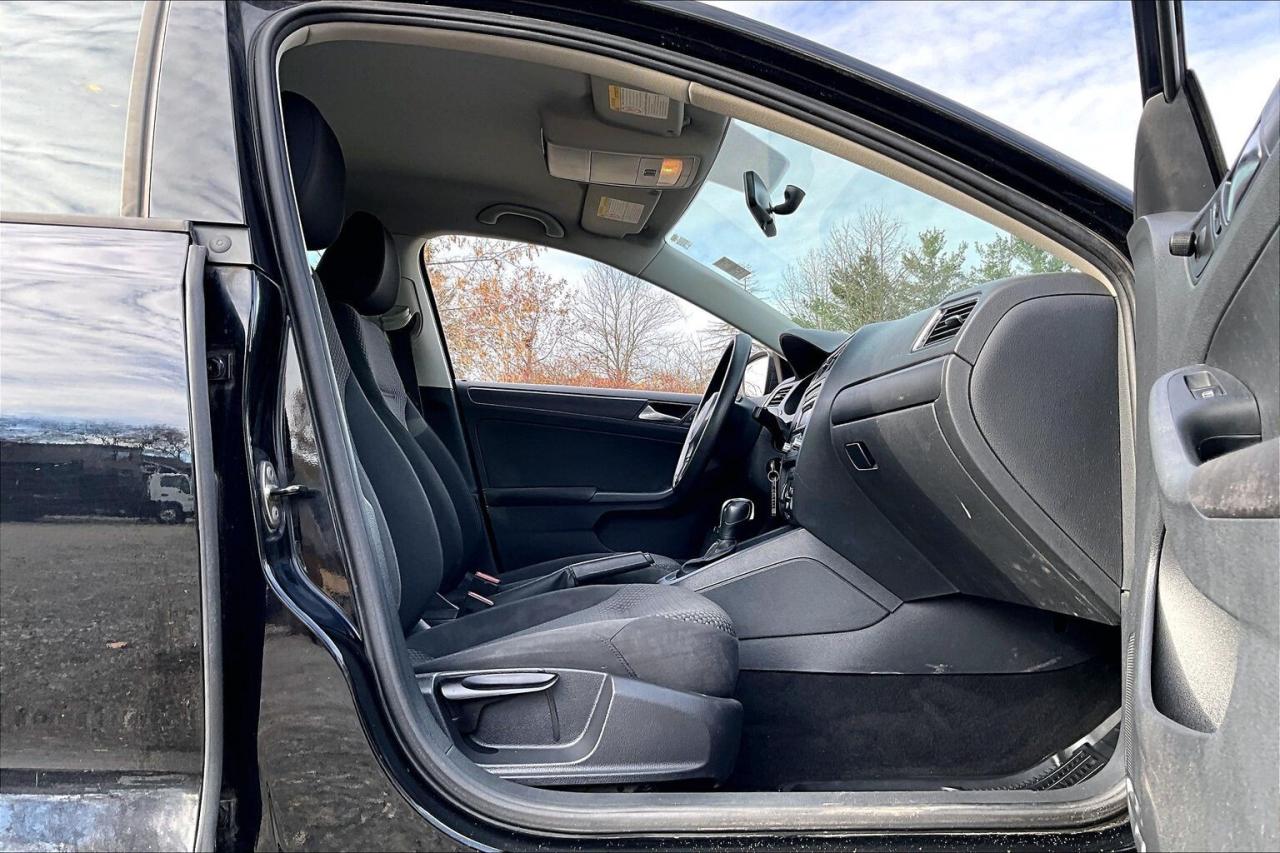 2012 Volkswagen Jetta Sedan Trendline Sedan | AS IS | FWD Photo