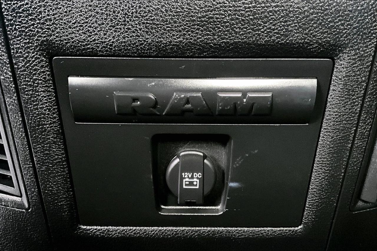 2023 RAM 1500 Classic Night Edition Crew | Sub Zero | TrailerBrake | 4X4 Photo