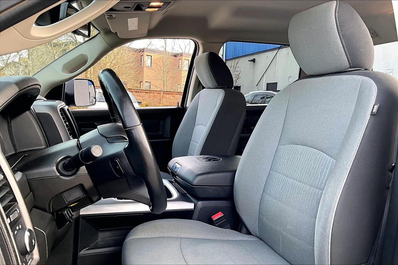 2023 RAM 1500 Classic Night Edition Crew | Sub Zero | TrailerBrake | 4X4 Photo