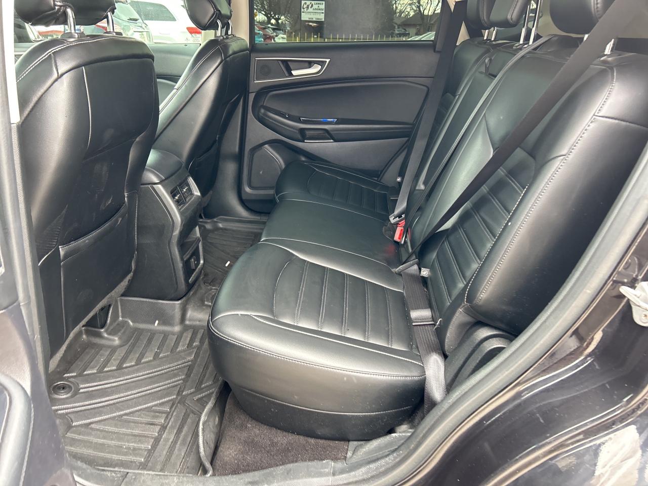 2019 Ford Edge SEL, AWD, HEATED LEATHER SEATS, REMOTE START! - Photo #12