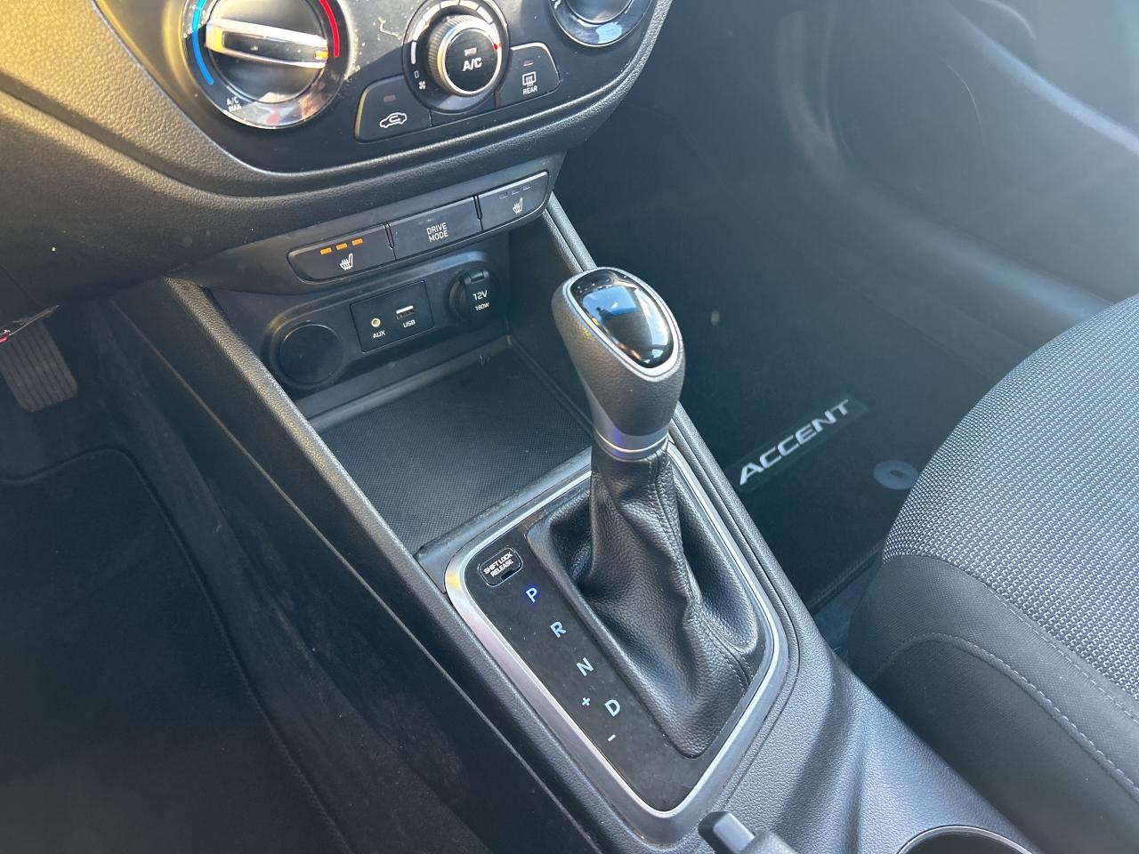 2018 Hyundai Accent GL, CLEAN CARFAX, WELL OILED, HEATED SEATS! - Photo #20