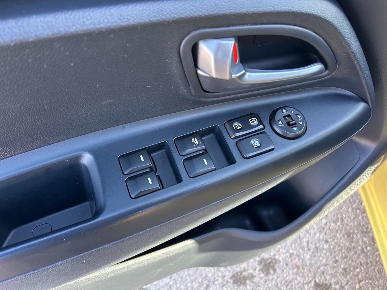 2016 Kia Rio LX, HATCH BACK, AUTOMATIC, BLUETOOTH! - Photo #16