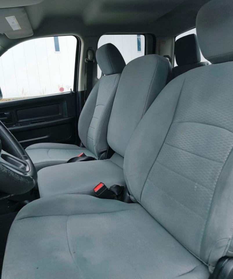 2014 RAM 1500 4WD CREW CAB 149" ST Photo