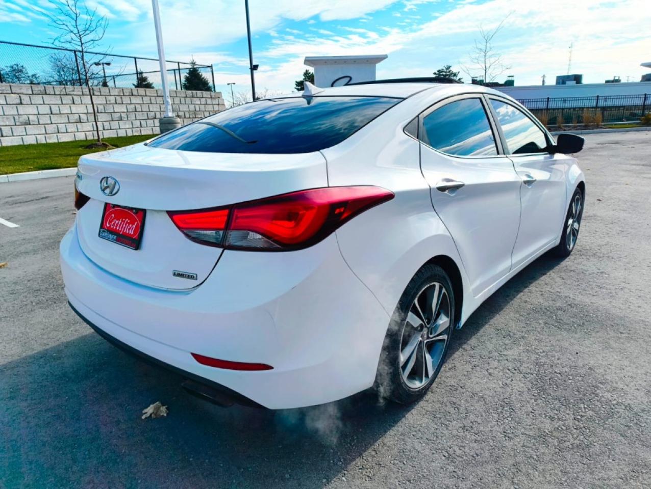 2014 Hyundai Elantra 4dr Sedan Automatic Limited w/Navi Photo