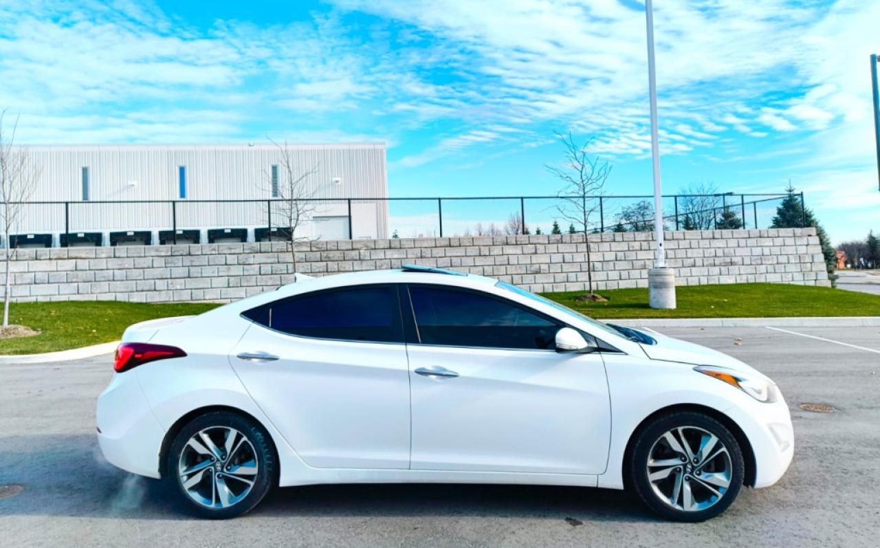 2014 Hyundai Elantra 4dr Sedan Automatic Limited w/Navi Photo