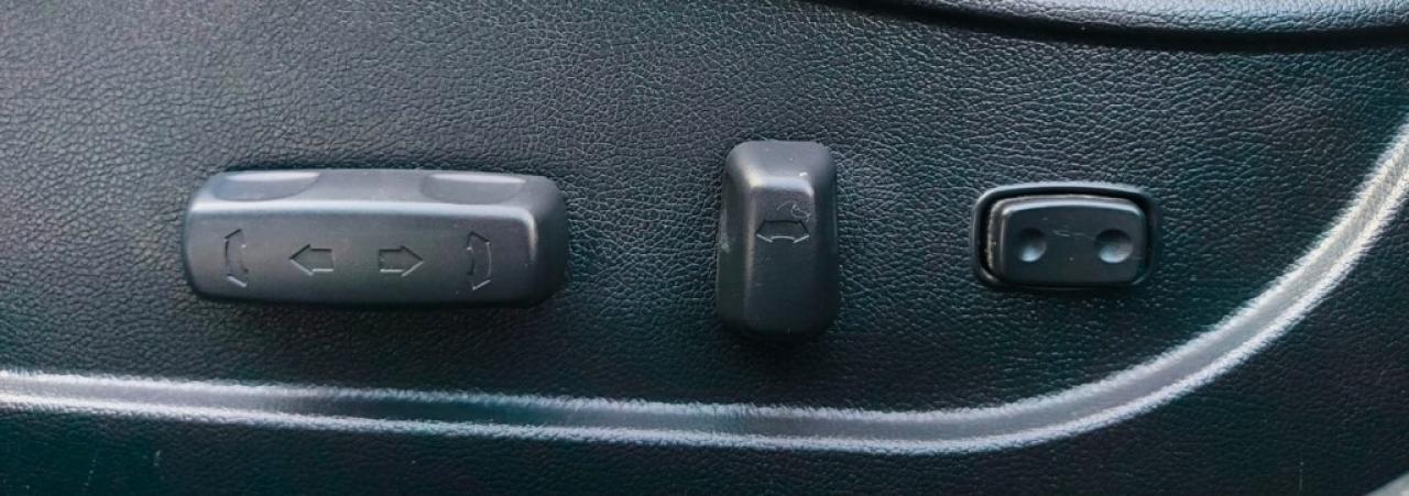 2014 Hyundai Elantra 4dr Sedan Automatic Limited w/Navi Photo