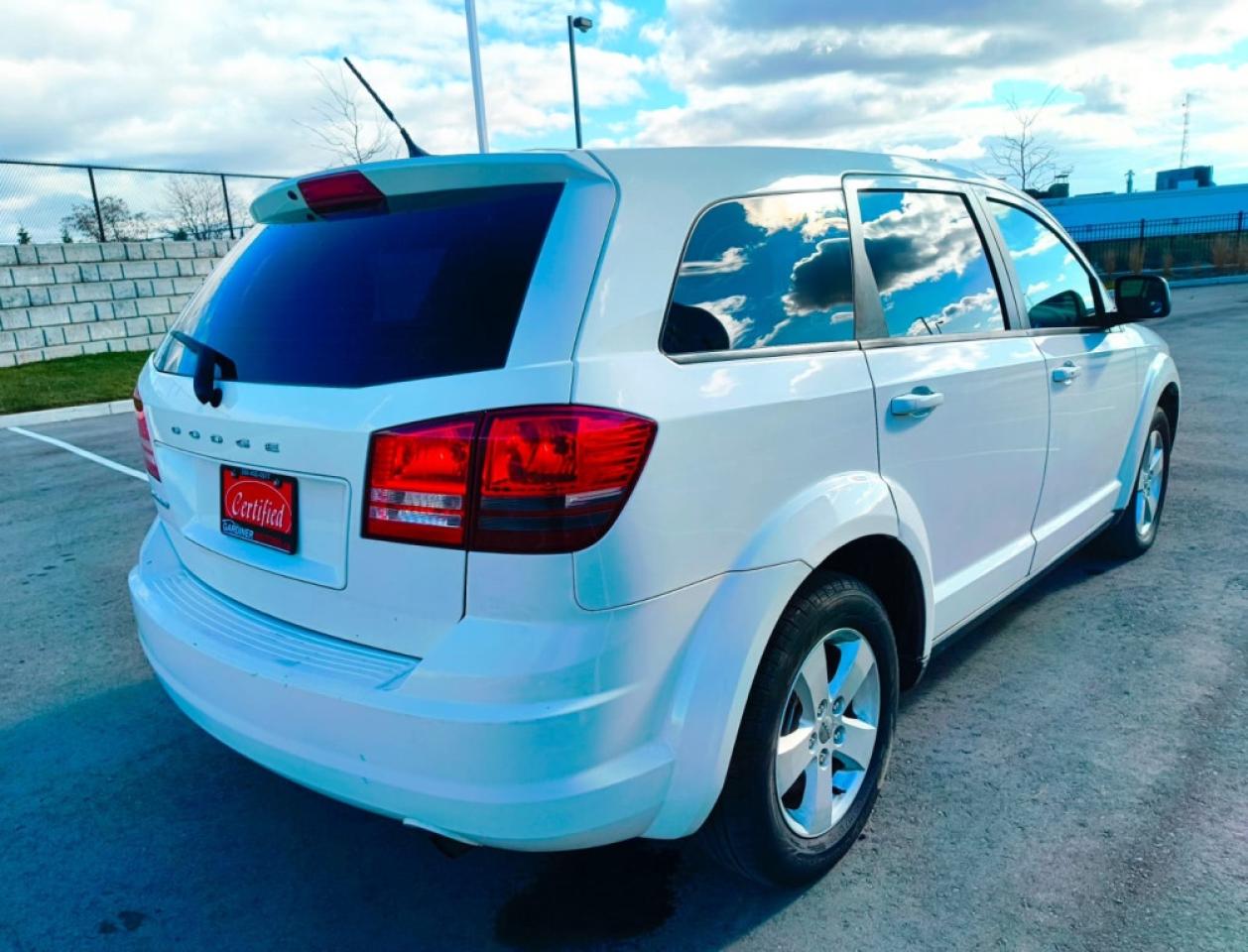 2014 Dodge Journey Front-wheel Drive 4dr SE Plus Photo