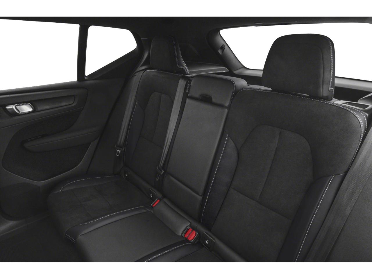 2021 Volvo XC40 R-Design Photo5