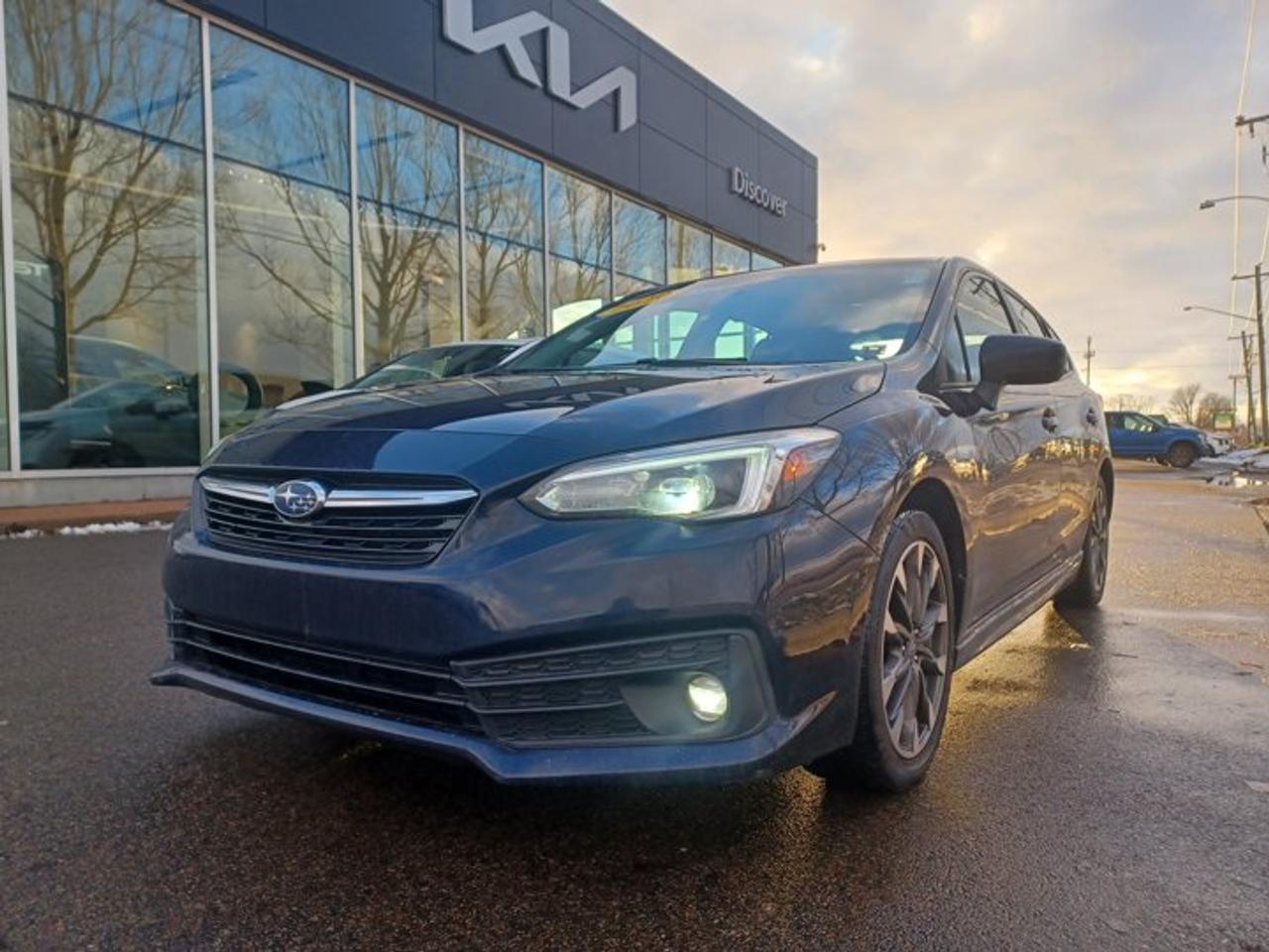 Small Station Wagons, Sport 5-door Auto, 7-Speed CVT w/OD, Regular Unleaded H-4 2.0 L/122