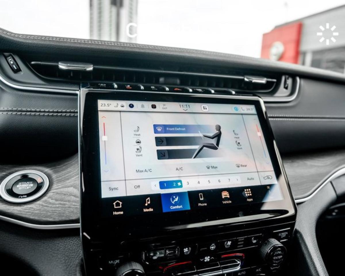 2025 Jeep Grand Cherokee Limited Photo