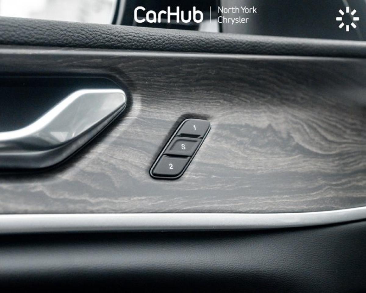 2025 Jeep Grand Cherokee LIMITED Panoroof Luxury Tech Group II Trailer Tow Package Photo