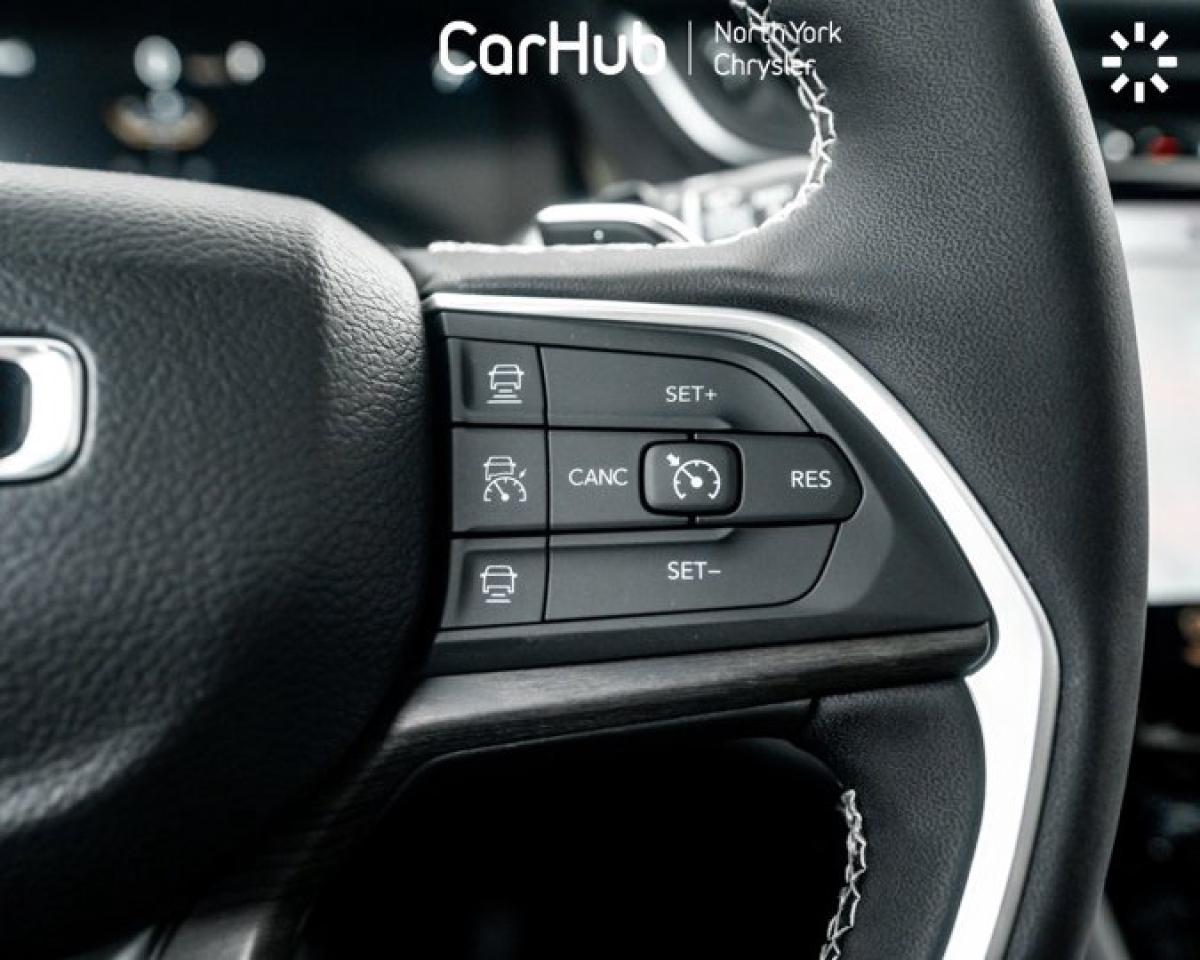 2025 Jeep Grand Cherokee LIMITED Panoroof Luxury Tech Group II Trailer Tow Package Photo