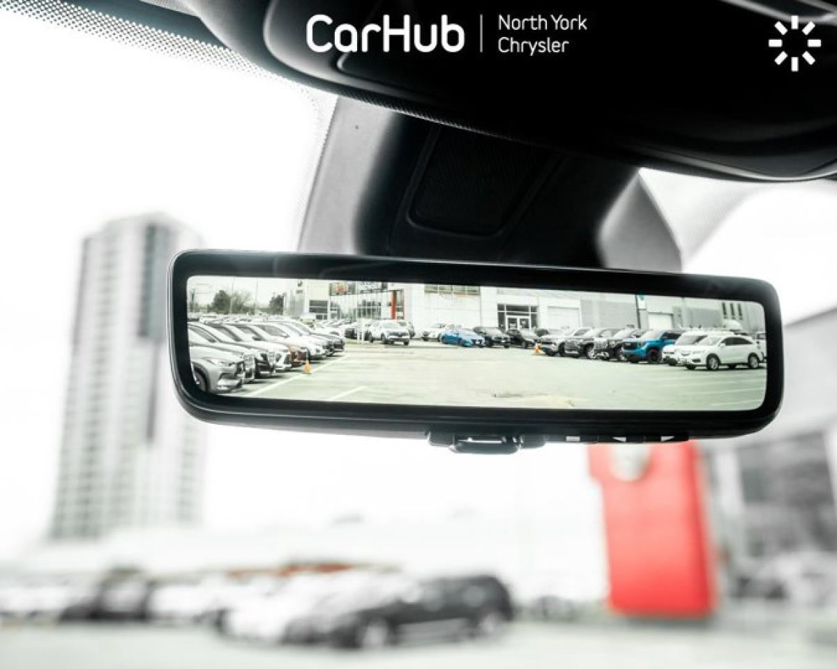 2025 Jeep Grand Cherokee LIMITED Panoroof Luxury Tech Group II Trailer Tow Package Photo