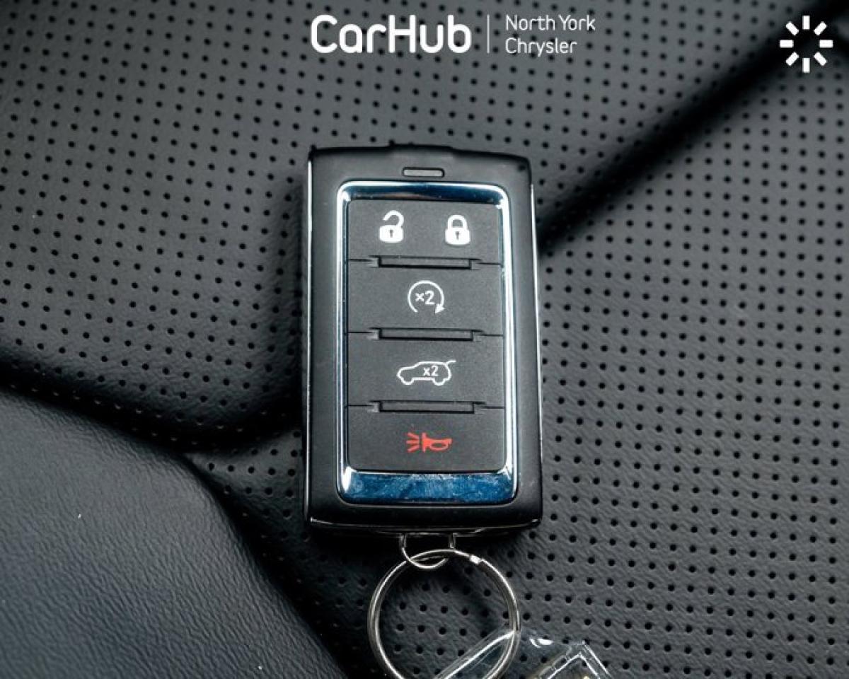 2025 Jeep Grand Cherokee LIMITED Panoroof Luxury Tech Group II Trailer Tow Package Photo