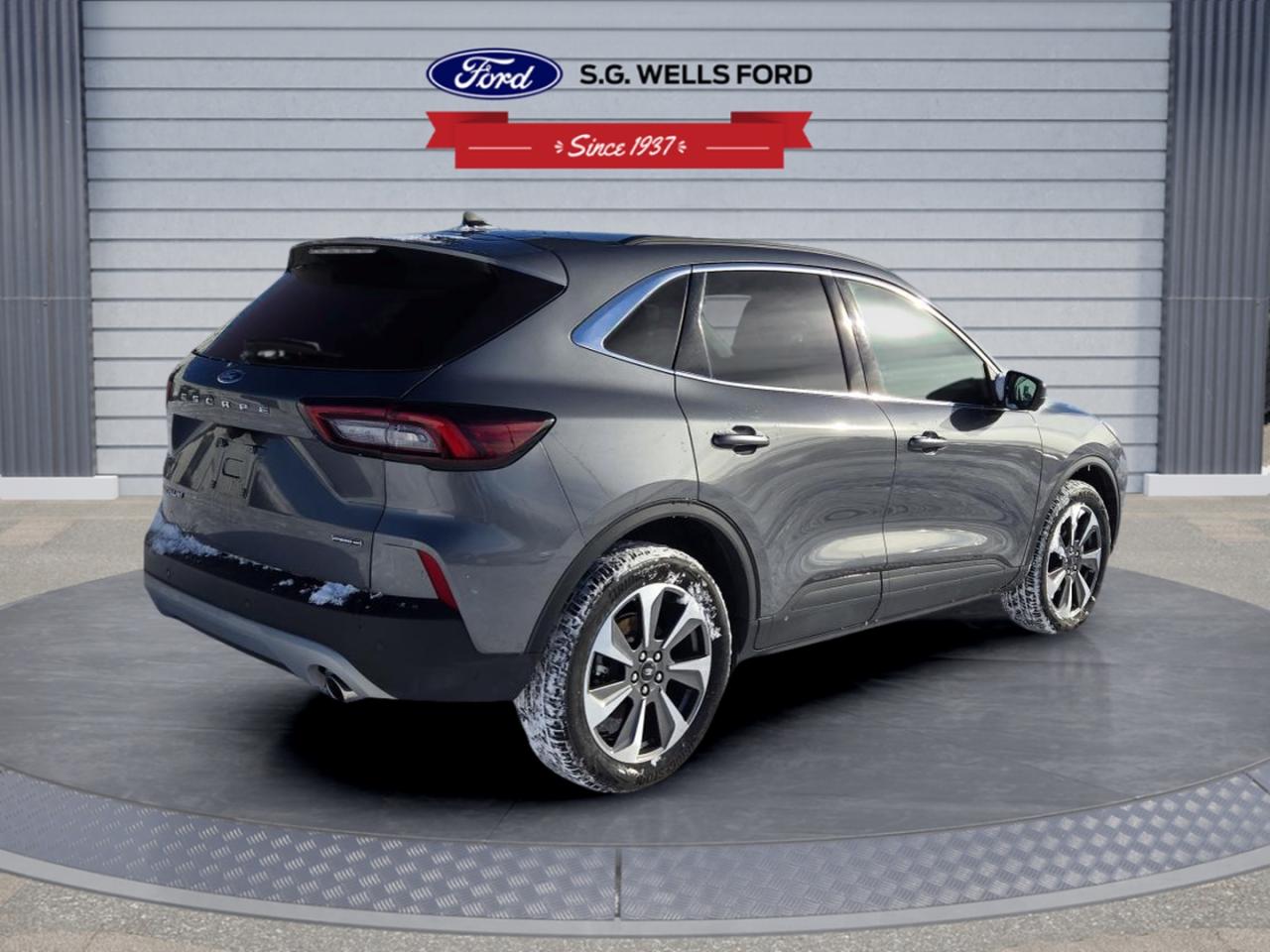 2024 Ford Escape Platinum Photo