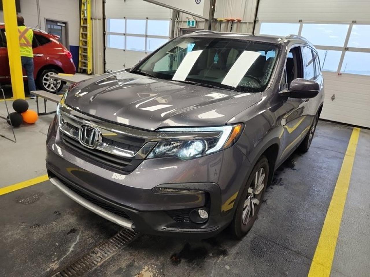 Used 2021 Honda Pilot EX-L Navi AWD | Leather | Sunroof | Nav | Adaptive Cruise | Heated Wheel + Seats | and More ! for sale in Guelph, ON
