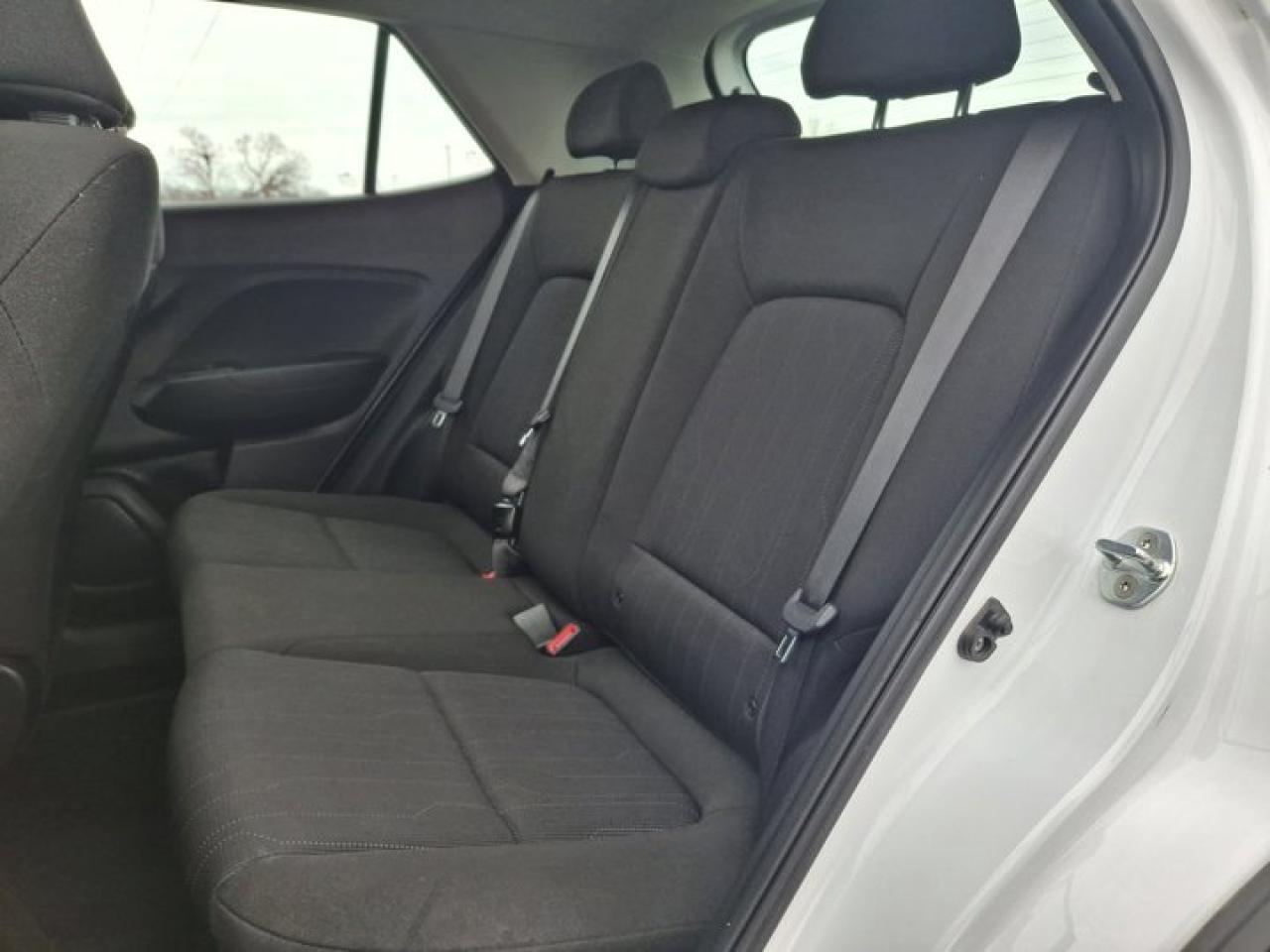 2021 Hyundai Venue Essential | 6-Speed Manual | Heated Seats | CarPlay + Android | Rear Camera | and More ! Photo