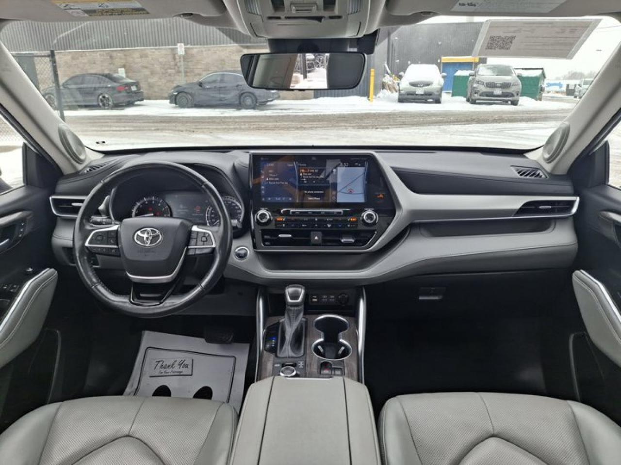 2022 Toyota Highlander Platinum | HUD | 360 Camera | Leather | Nav | Sunroof | JBL | Cooled + Heated Seats | and Much More! Photo