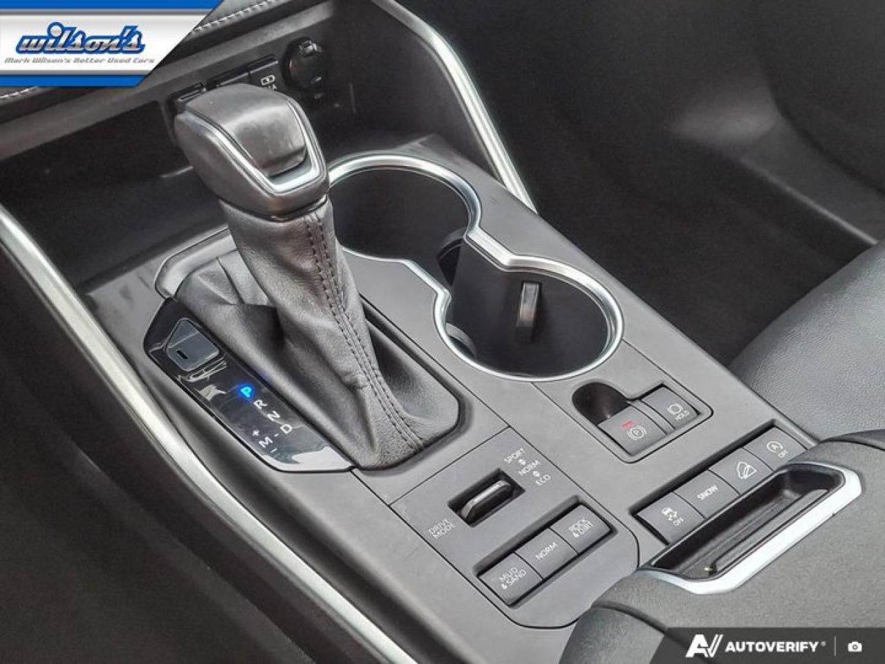 2021 Toyota Highlander XLE Leather | Sunroof | Heated Seats | Radar Cruise | Power Seat | CarPlay + Android | and More ! Photo