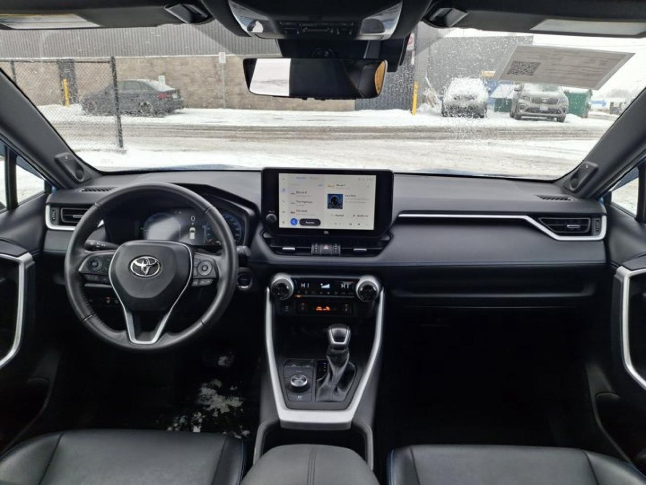 2023 Toyota RAV4 Hybrid XSE | Leather | Sunroof | JBL | Heated Seats | CarPlay + Android | Rear Camera | and More ! Photo