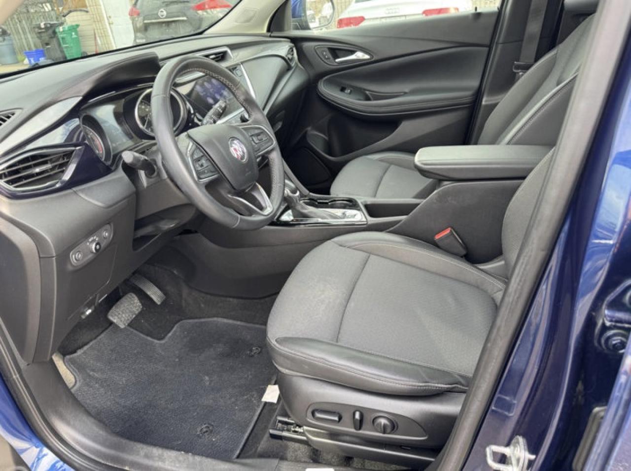 2022 Buick Encore GX Select AWD | Pano Roof | Heated Seats | Remote Start | Wireless CarPlay | Power Liftgate | and More! Photo2