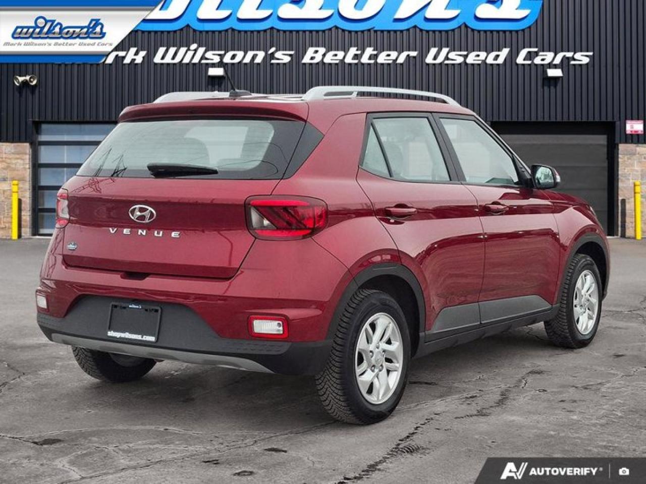 2023 Hyundai Venue Preferred | Heated Wheel + Seats | CarPlay + Android | Rear Camera | and More ! Photo