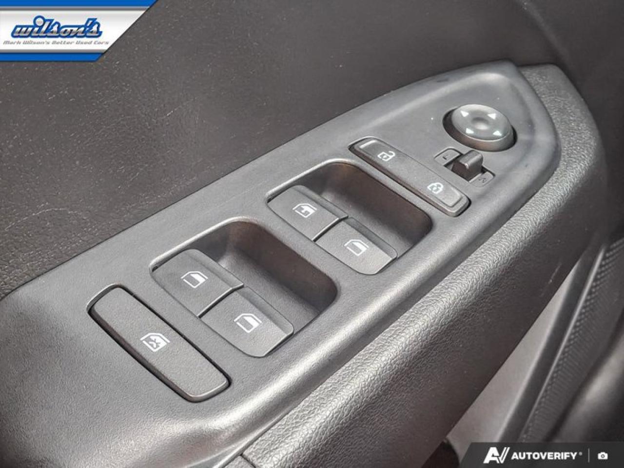 2023 Hyundai Venue Preferred | Heated Wheel + Seats | CarPlay + Android | Rear Camera | and More ! Photo