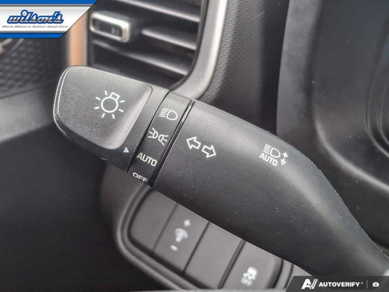 2023 Hyundai Venue Preferred | Heated Wheel + Seats | CarPlay + Android | Rear Camera | and More ! Photo