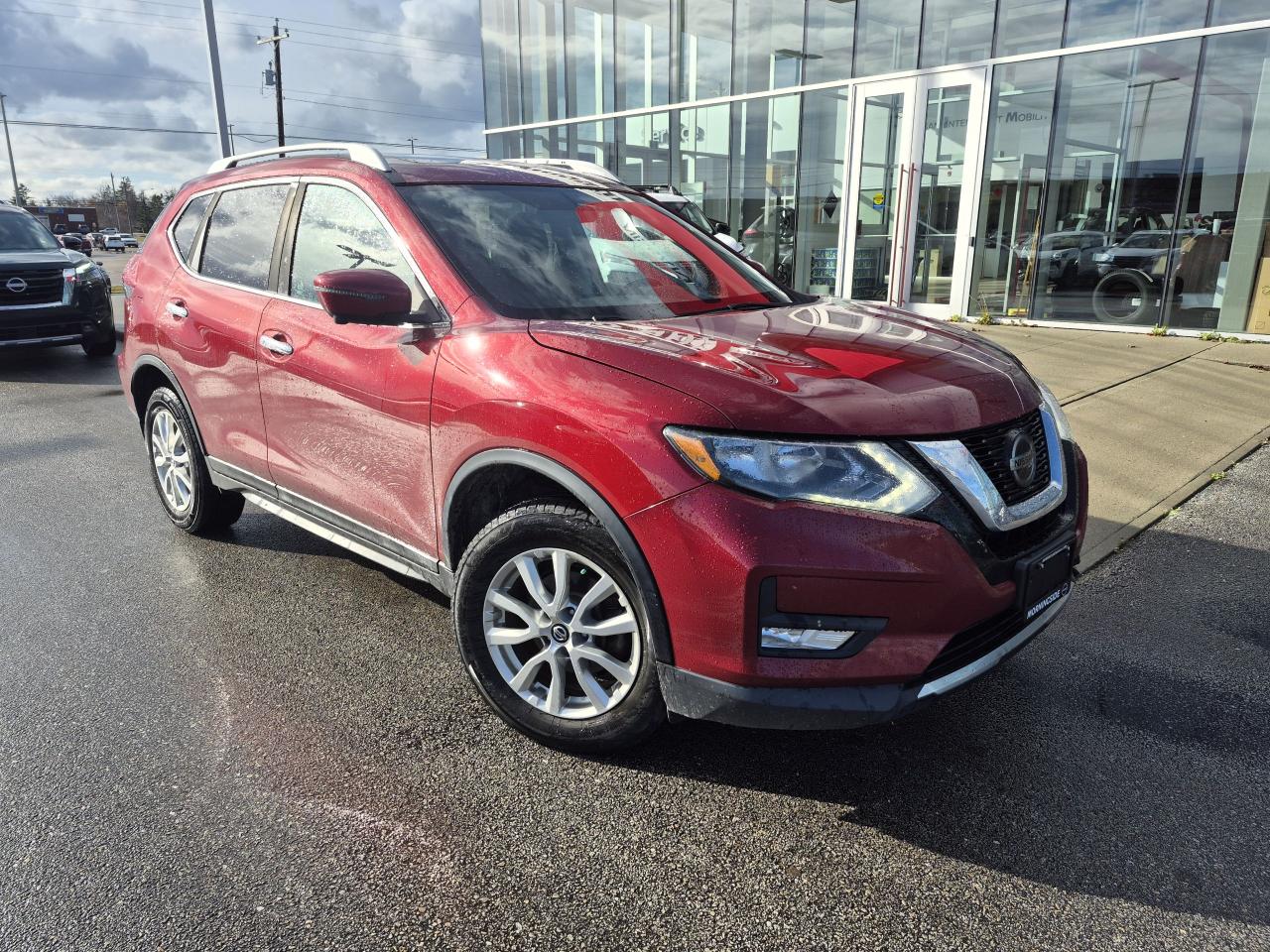 Used 2018 Nissan Rogue SV AWD TECH PACKAGE for sale in Yarmouth, NS
