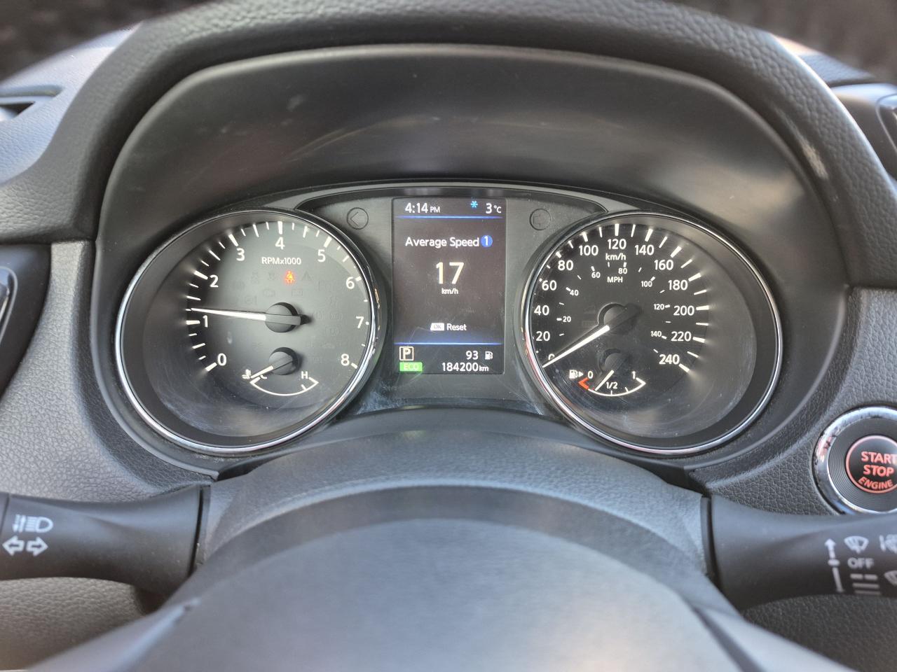 2018 Nissan Rogue SV AWD TECH PACKAGE Photo8