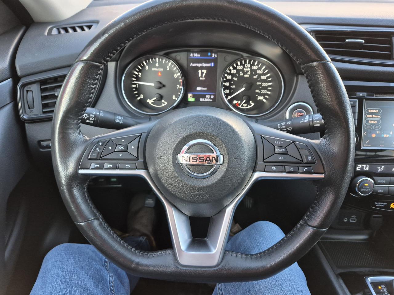 2018 Nissan Rogue SV AWD TECH PACKAGE Photo7