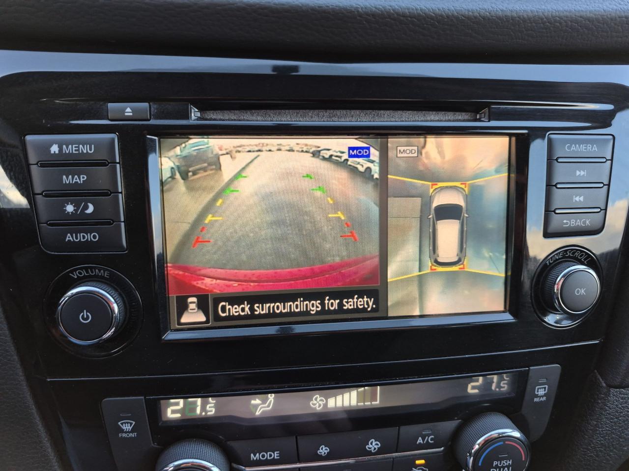 2018 Nissan Rogue SV AWD TECH PACKAGE Photo11