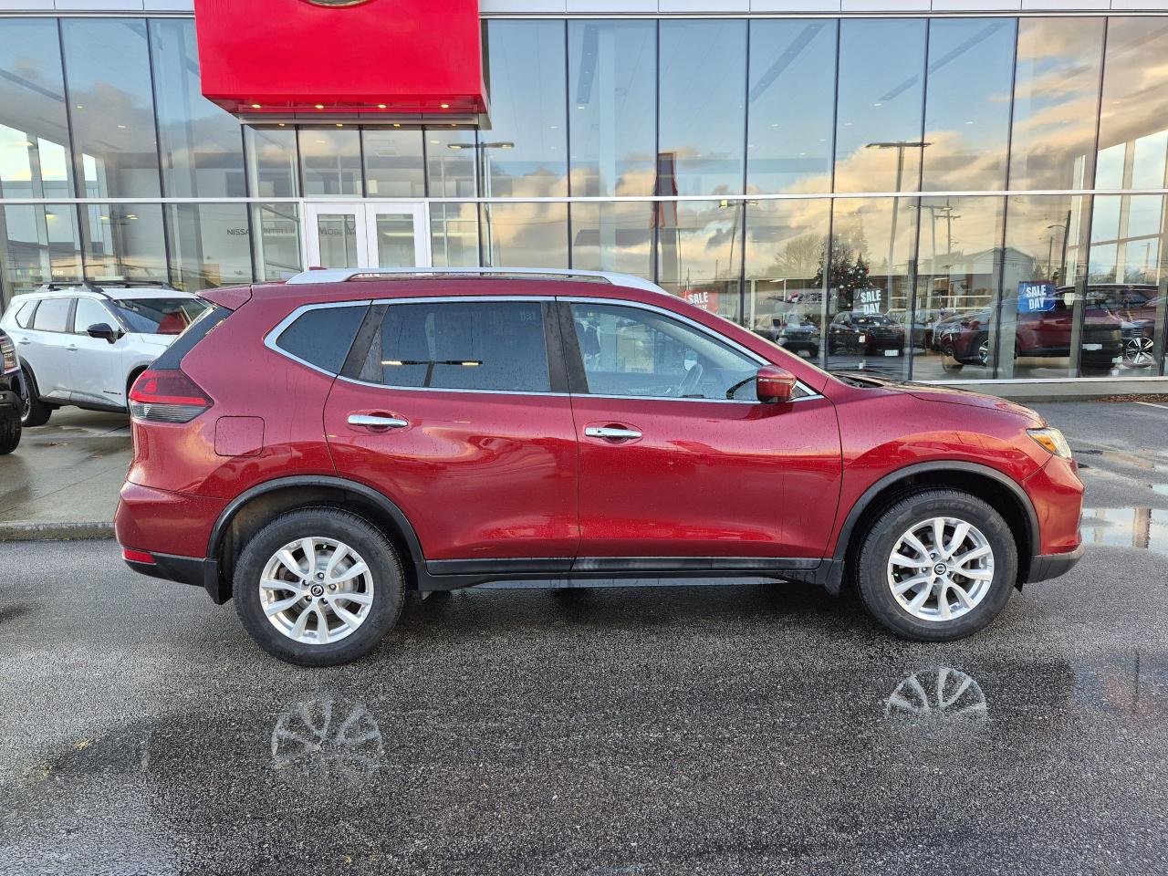 2018 Nissan Rogue SV AWD TECH PACKAGE Photo5