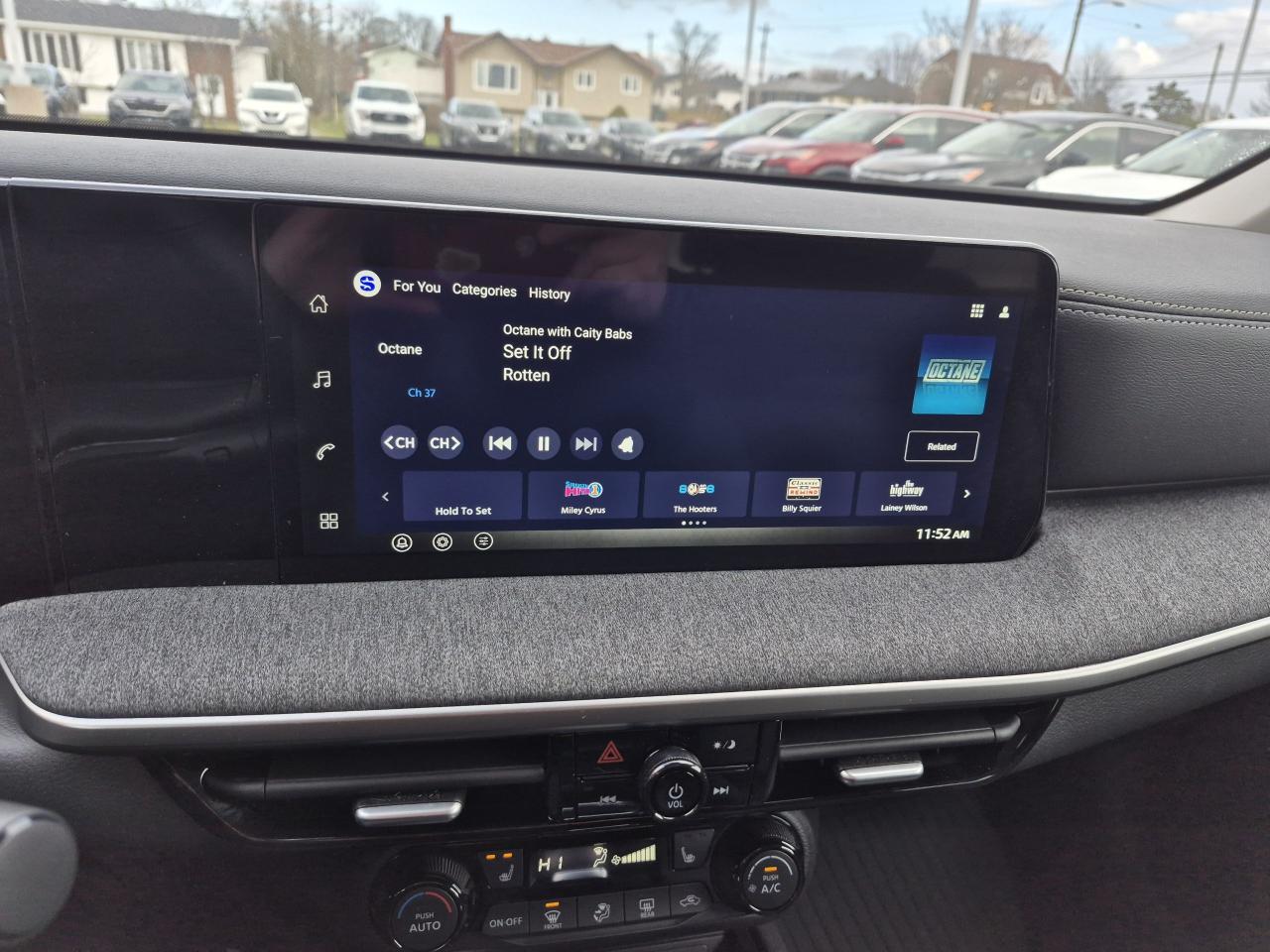 2026 Nissan Kicks SV Photo9