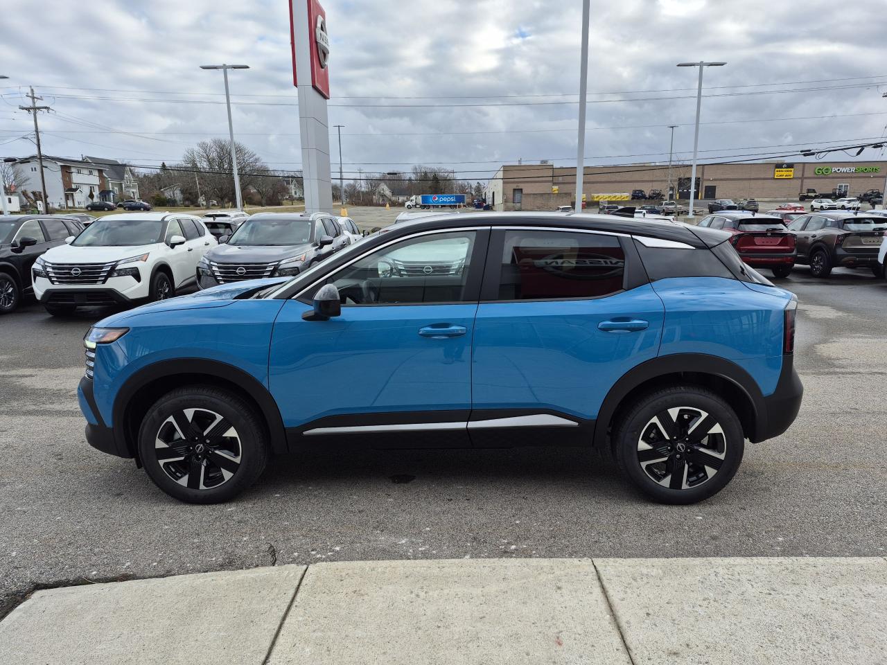 2026 Nissan Kicks SV Photo18