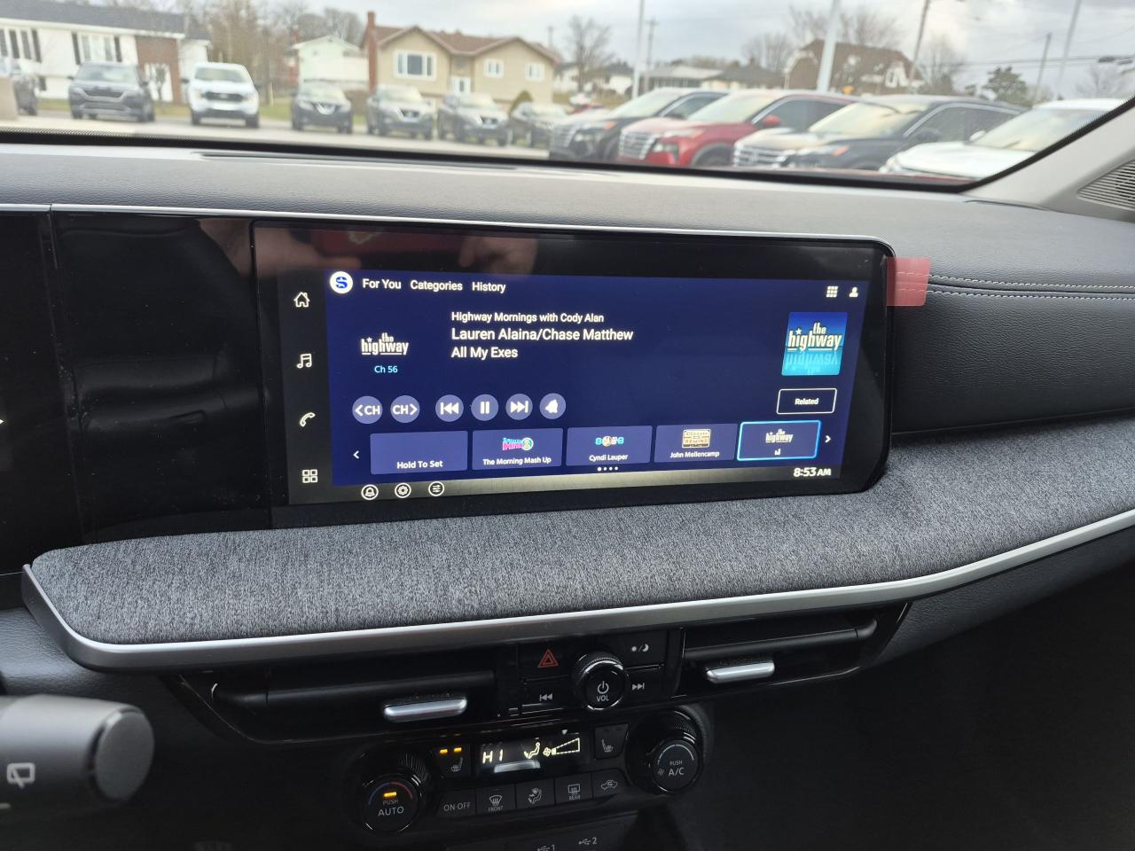 2026 Nissan Kicks SV Photo24