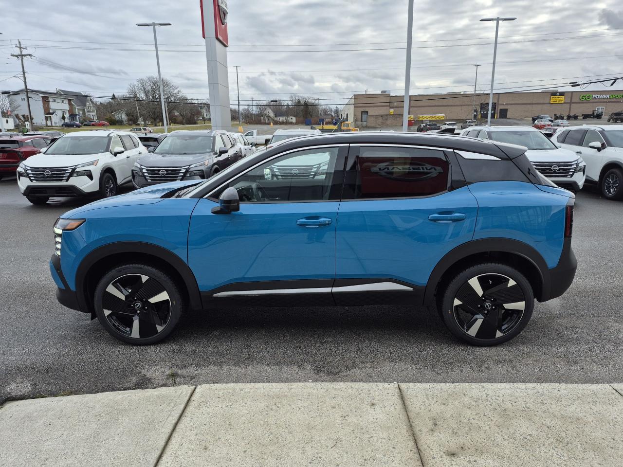 2026 Nissan Kicks SR PREMIUM Photo22