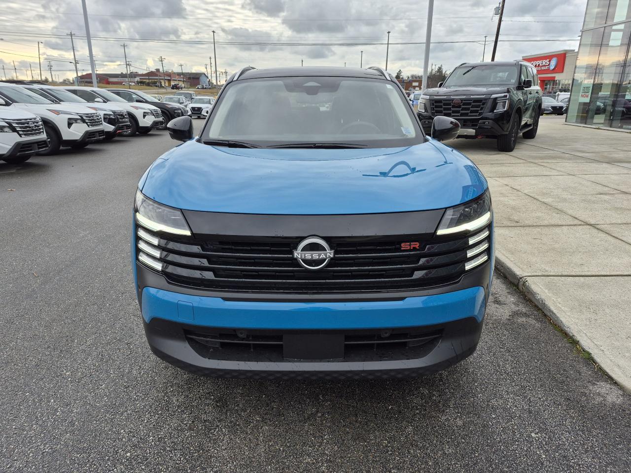 2026 Nissan Kicks SR PREMIUM Photo2