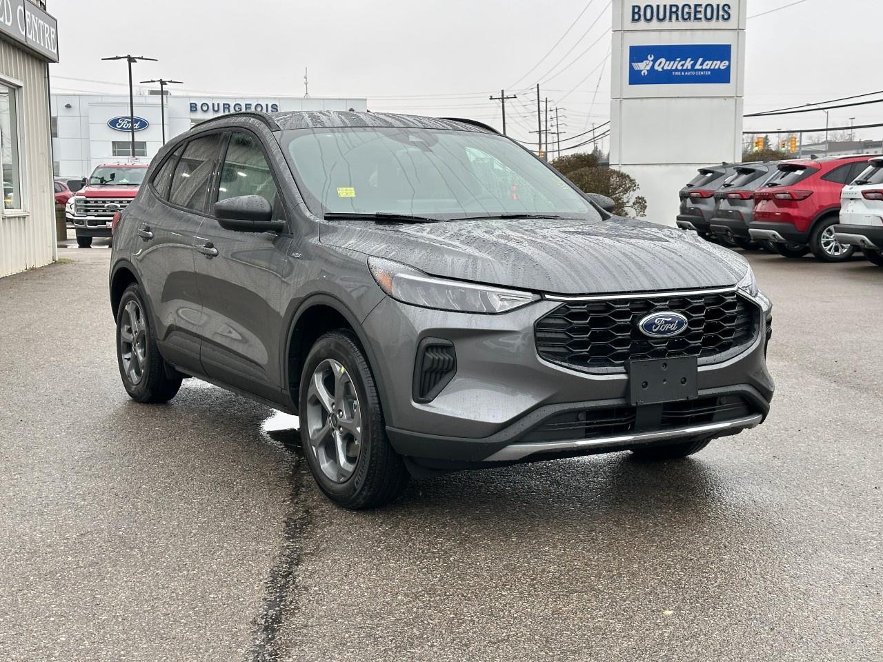 2026 Ford Escape ST-Line AWD Photo3